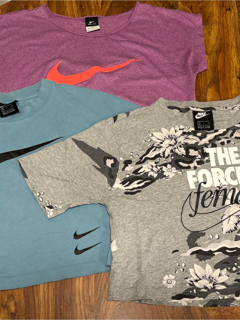 Bundle of 3 Women’s Nike Cropped Tees/Workout Shirts